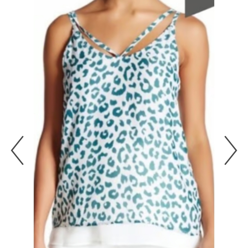 Ro & De V-Strap Tank size small